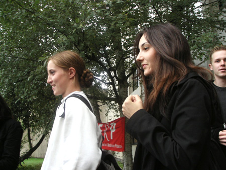 KIF_5693